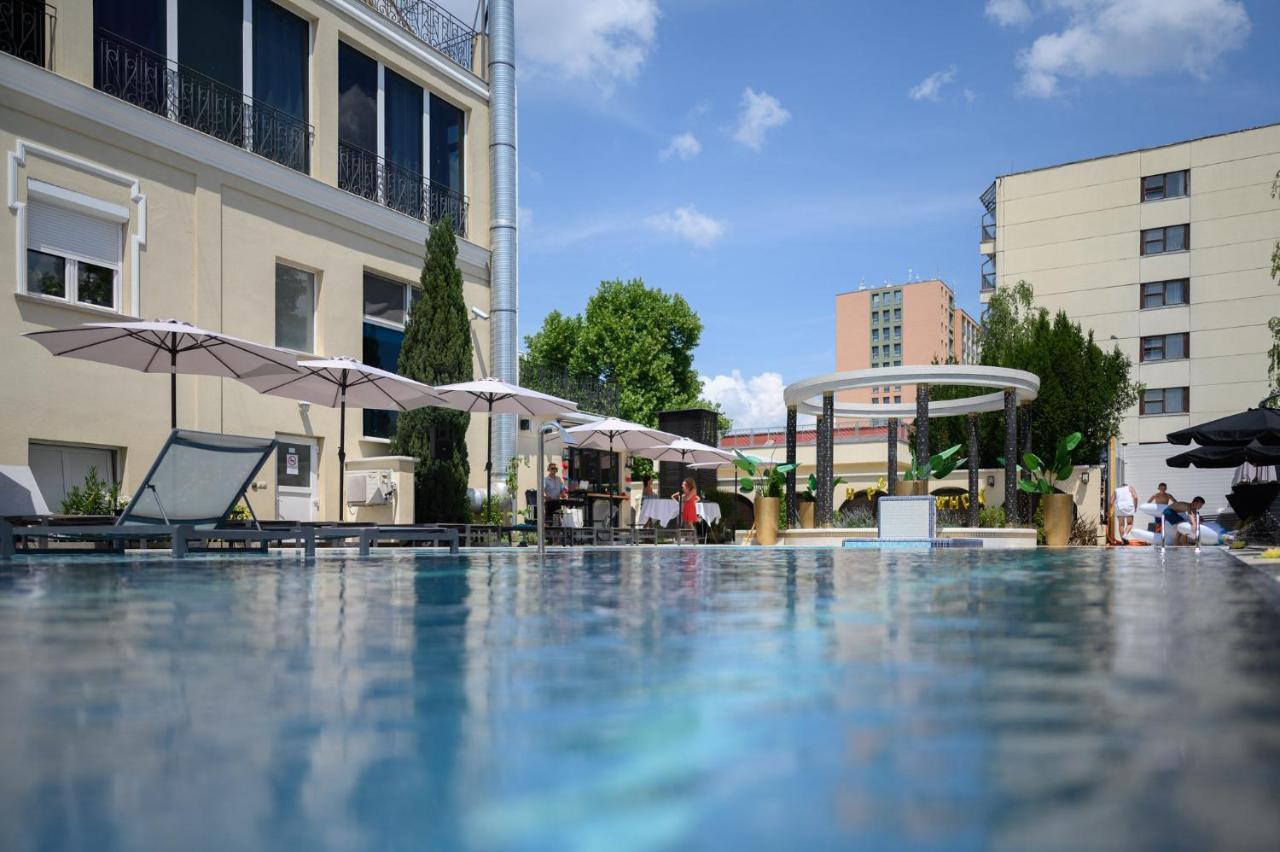Hotel Aurum Hajduszoboszlo Exterior foto