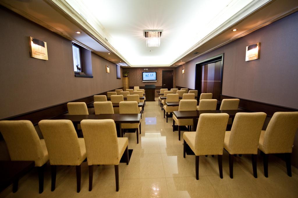 Hotel Aurum Hajduszoboszlo Facilidades foto